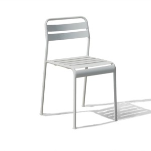 Krzesło ogrodowe białe