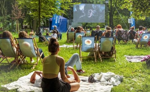 meble na kino letnie